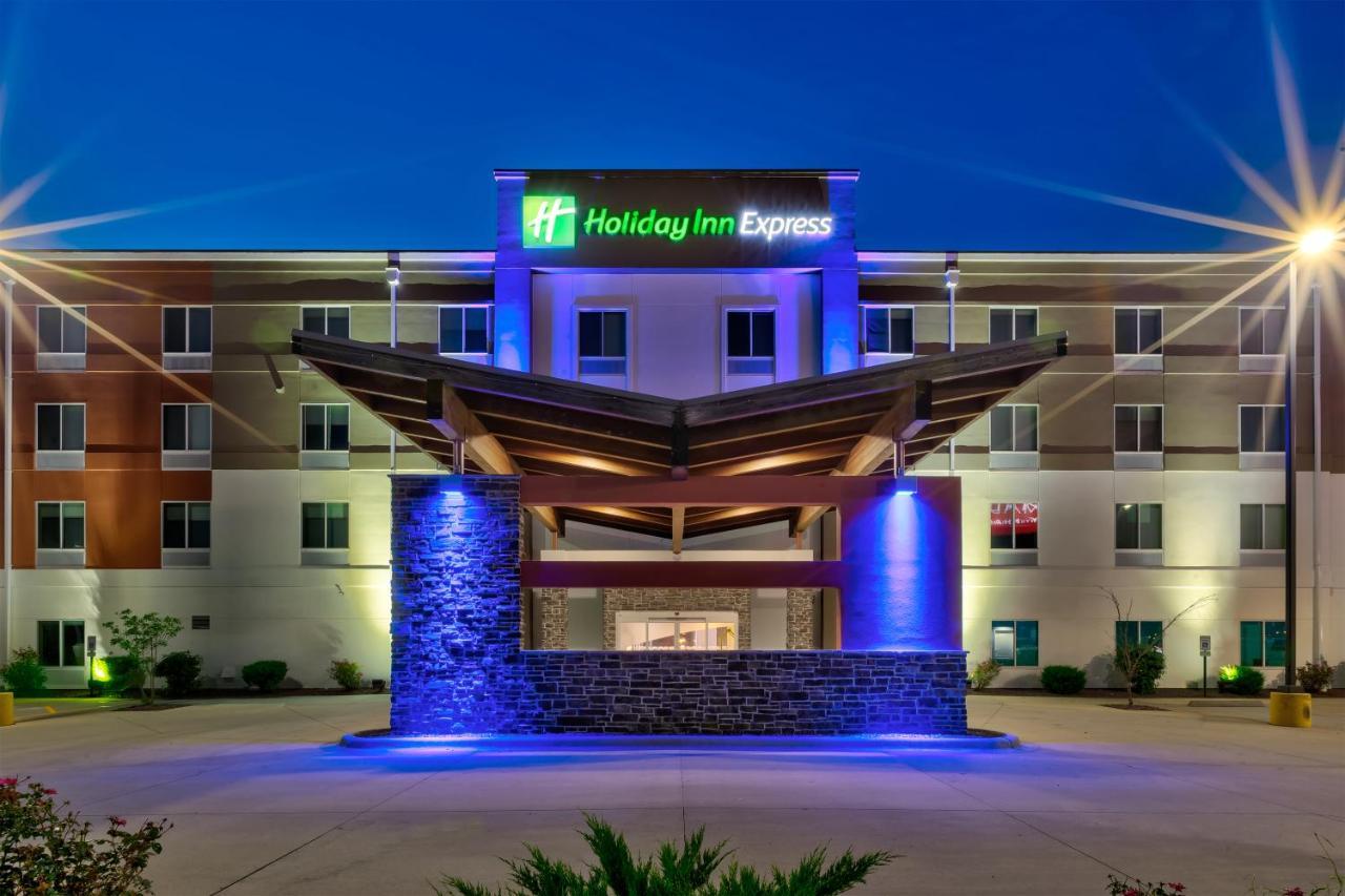 Holiday Inn Express & Suites - Effingham By Ihg מראה חיצוני תמונה