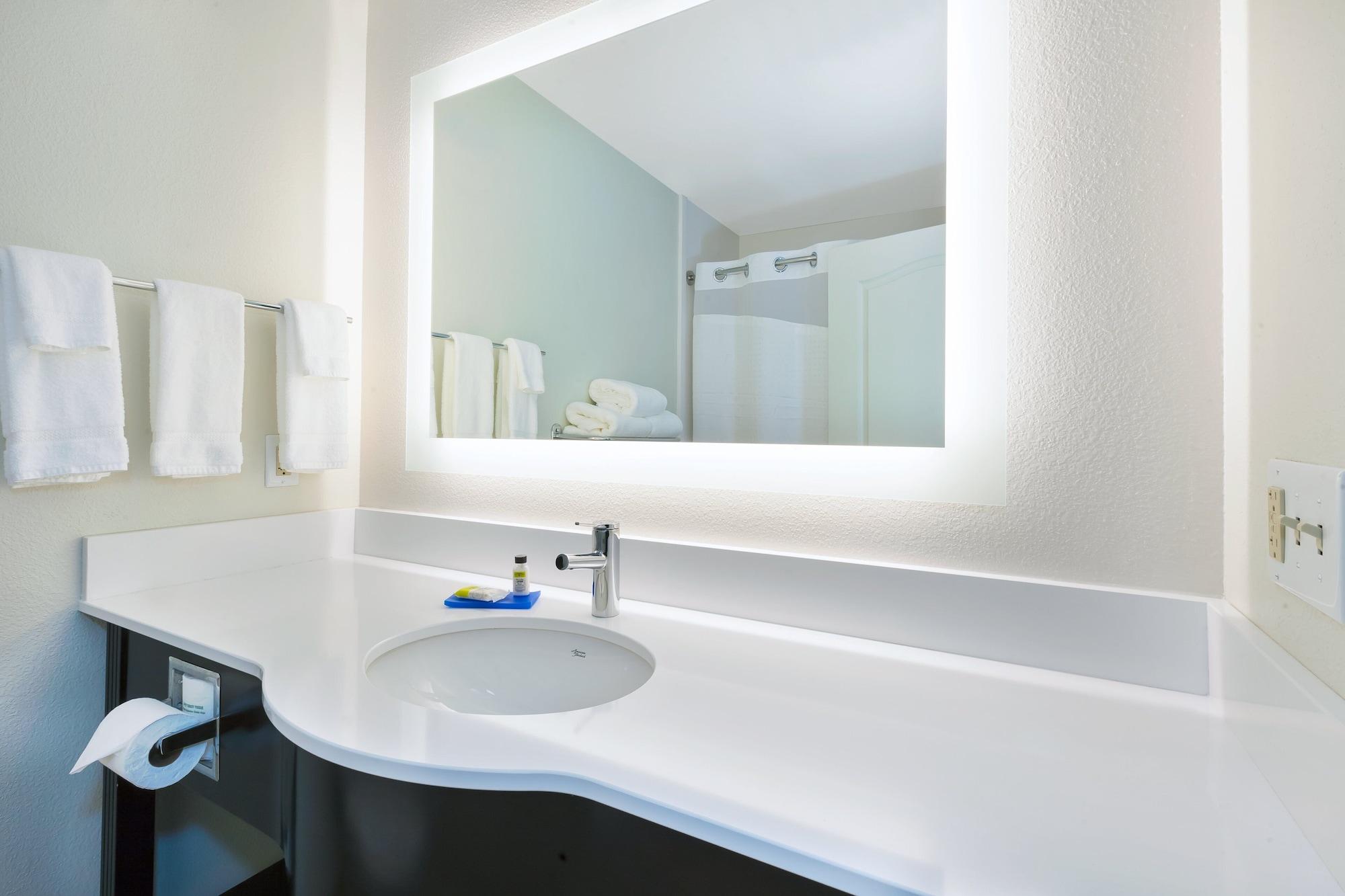 Holiday Inn Express & Suites - Effingham By Ihg מראה חיצוני תמונה